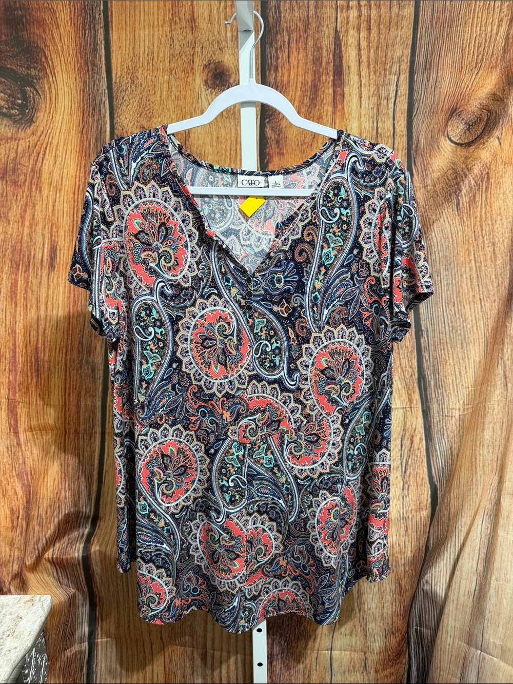 🚨(5/$10) Cato Button Decor Blouse Size Large